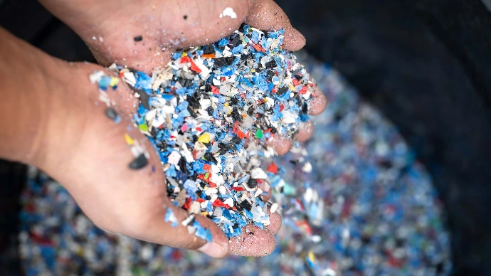 plastic flakes